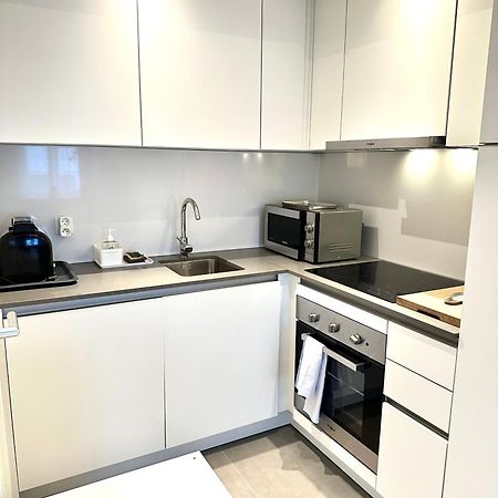 European Comission Beautiful Studio Apartment Брюксел Екстериор снимка