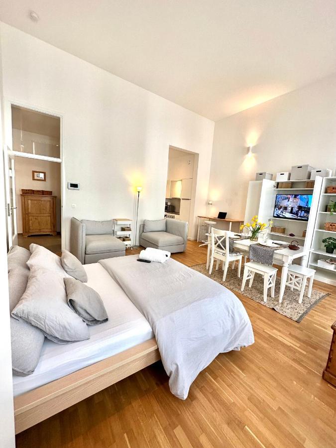 European Comission Beautiful Studio Apartment Брюксел Екстериор снимка