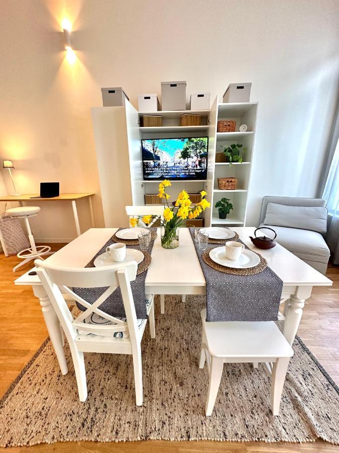 European Comission Beautiful Studio Apartment Брюксел Екстериор снимка